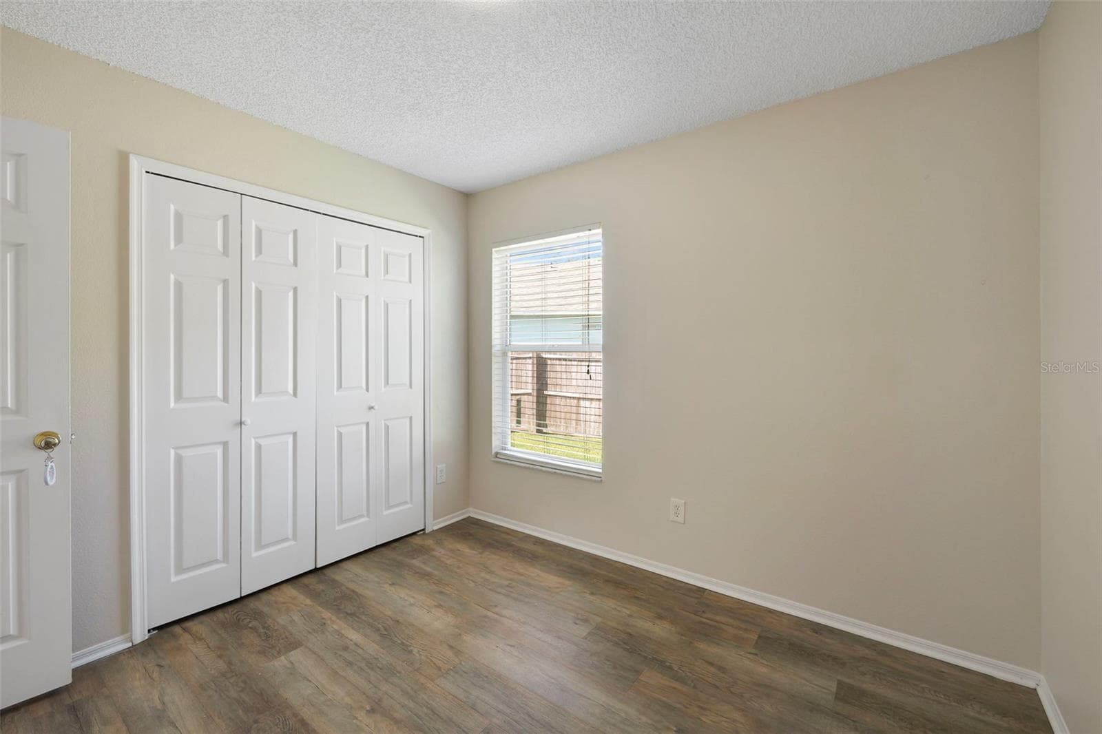 Built-in closet and plenty of natural light - 13659 GLASSER AVE, ORLANDO