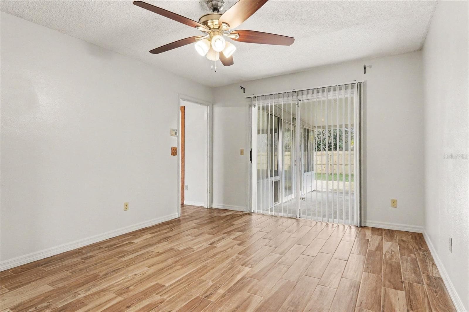 Single Family Residence at 8625 REDSKIN CT, ORLANDO, photo 16 of 31
