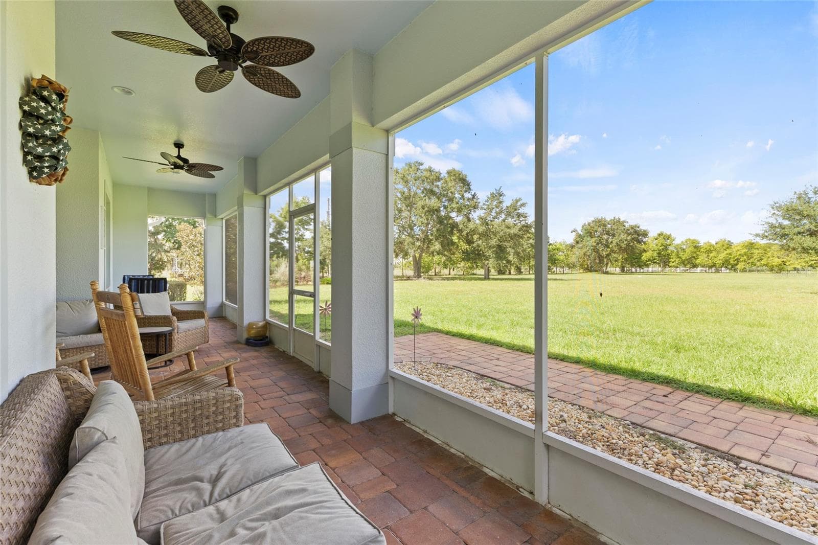 Single Family Residence at 281 GERBER DAIRY RD, WINTER HAVEN, photo 4 of 41