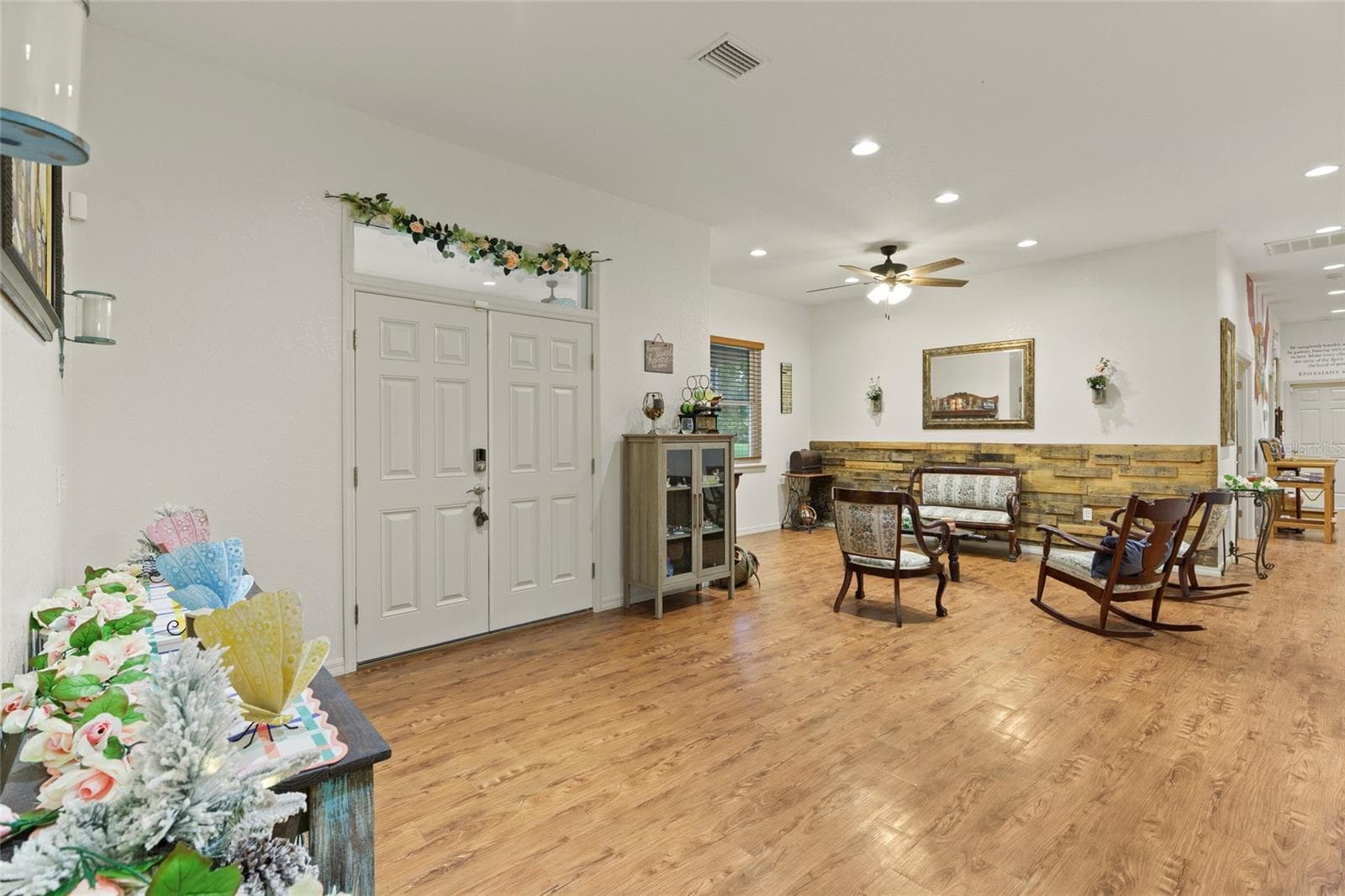 Single Family Residence at 281 GERBER DAIRY RD, WINTER HAVEN, photo 6 of 41