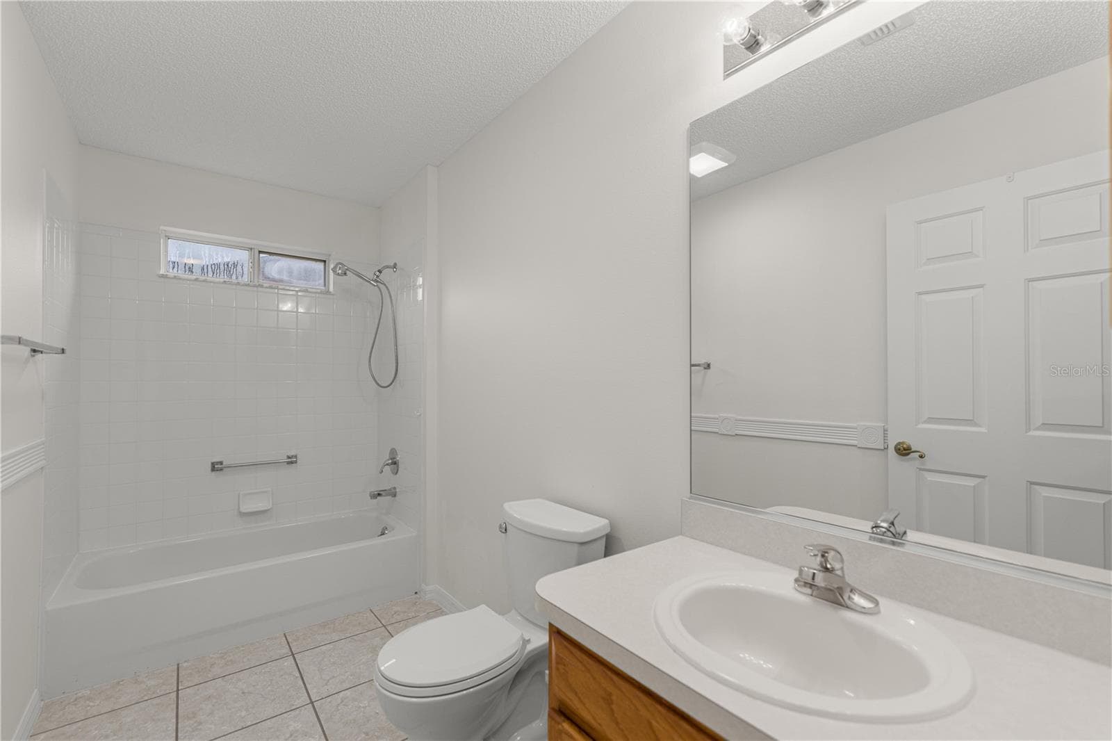Guest Bathroom - 1232 CABELLA CIR, THE VILLAGES