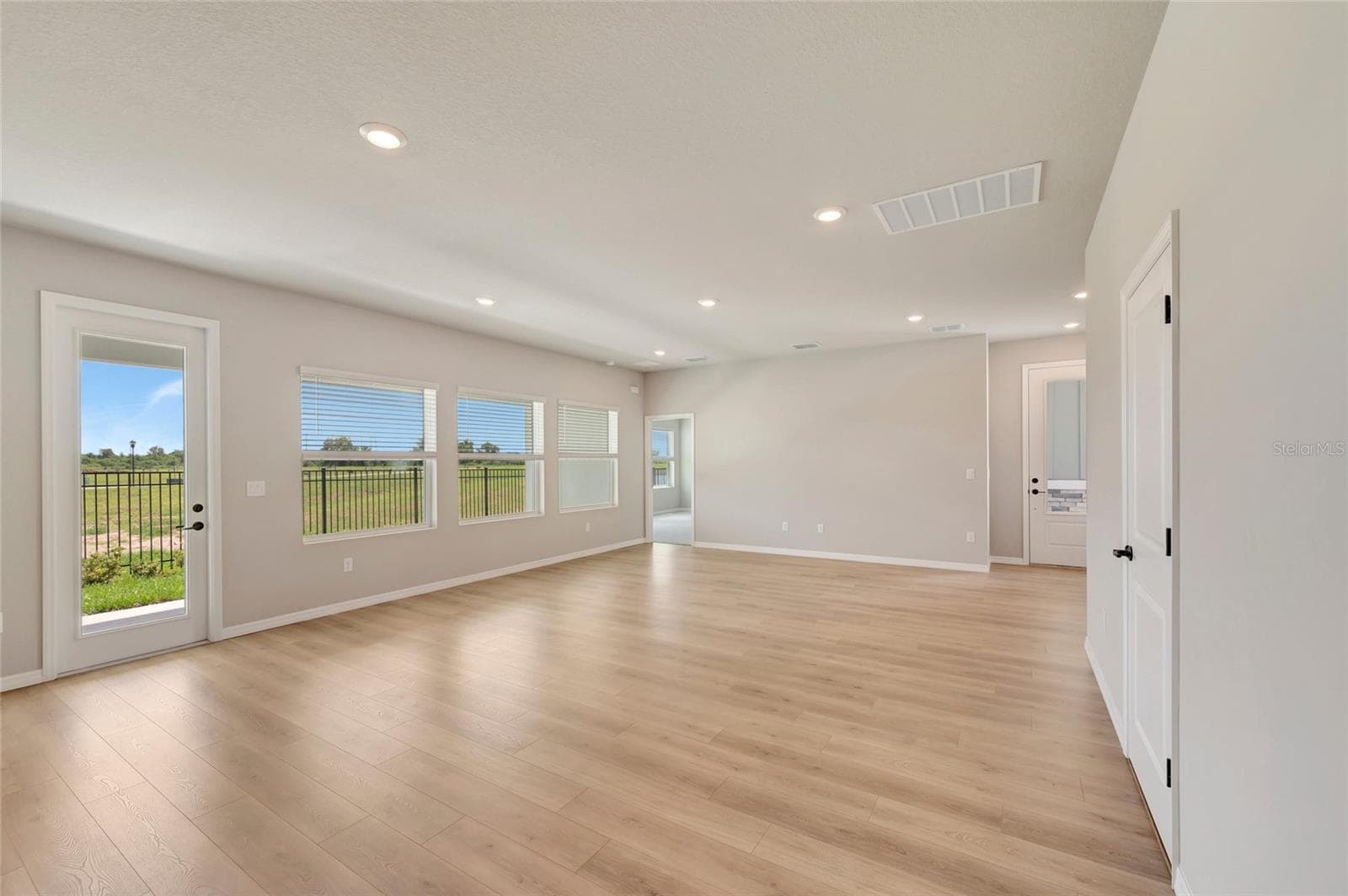 Family Room - 5261 COLONY VISTA DR, APOLLO BEACH