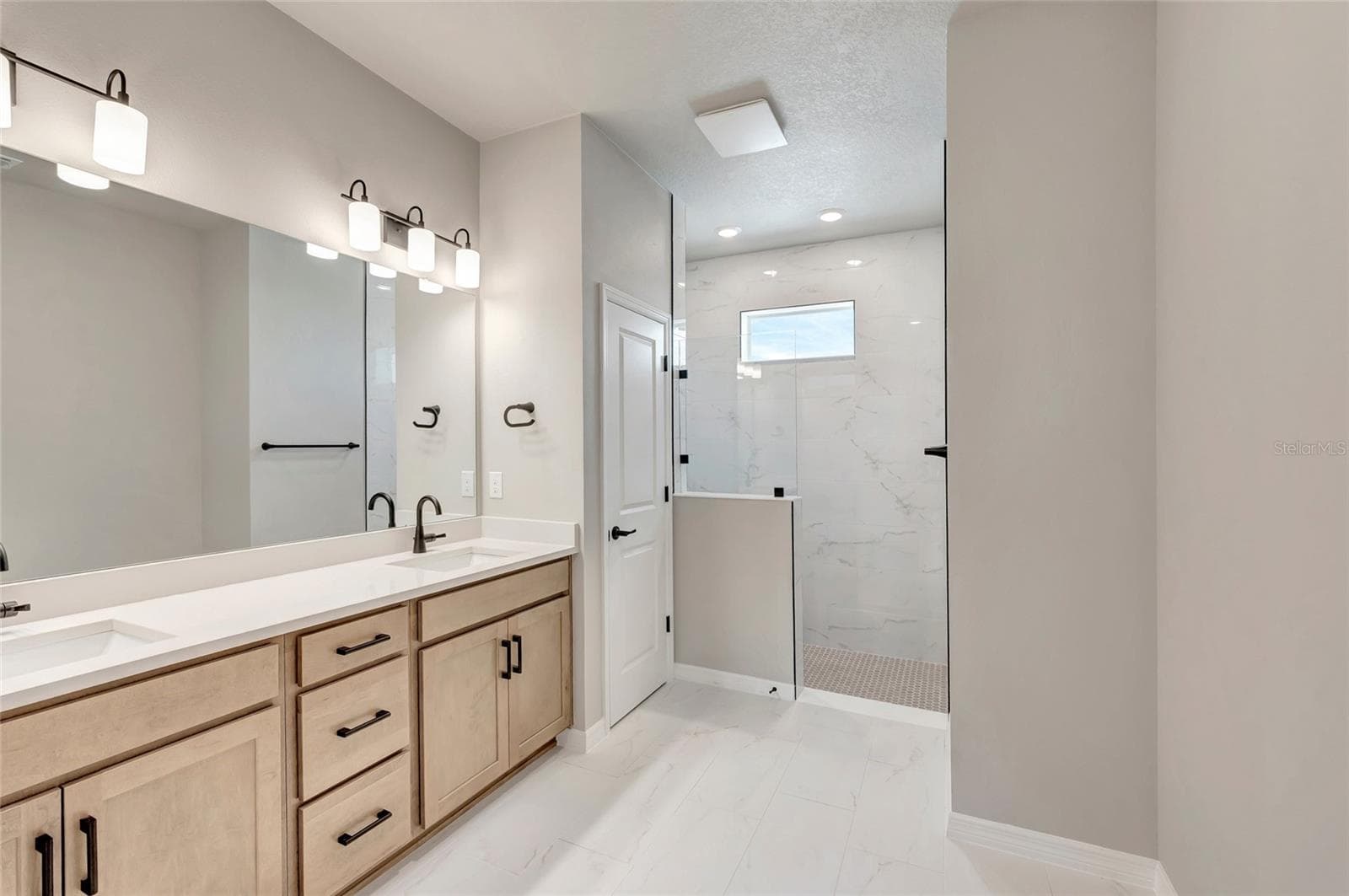 Owner's Bath - 5261 COLONY VISTA DR, APOLLO BEACH