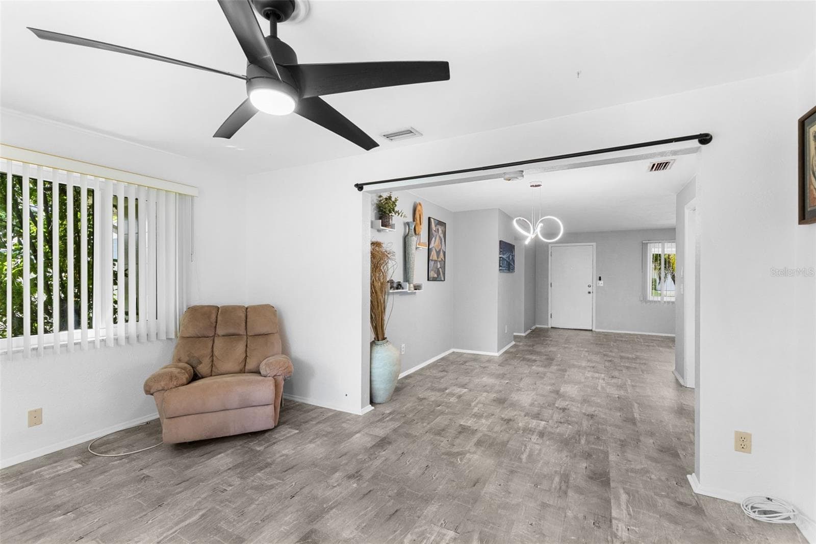 Single Family Residence at 1283 EDENVILLE AVE, CLEARWATER, photo 16 of 38