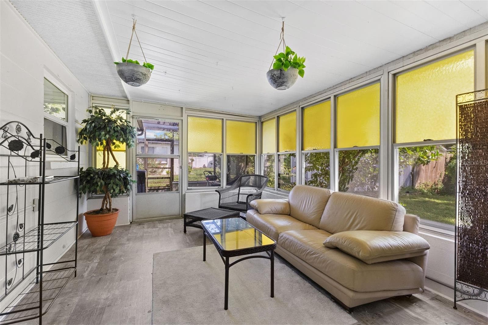Single Family Residence at 1283 EDENVILLE AVE, CLEARWATER, photo 26 of 38