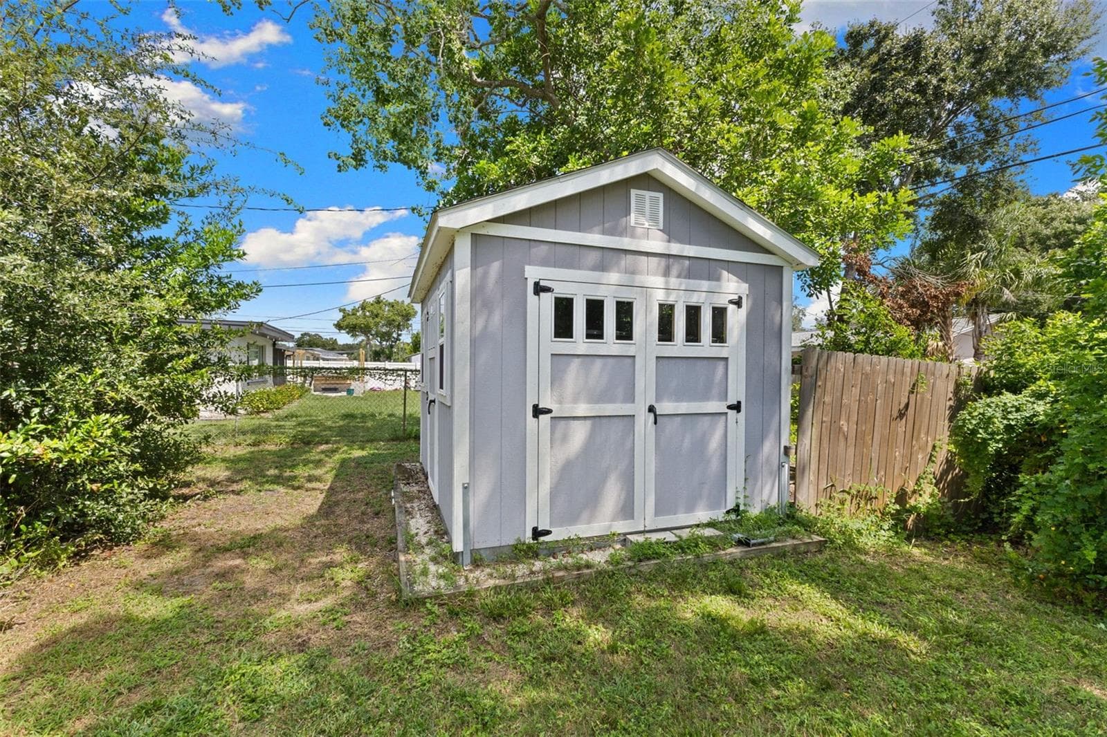 Single Family Residence at 1283 EDENVILLE AVE, CLEARWATER, photo 35 of 38
