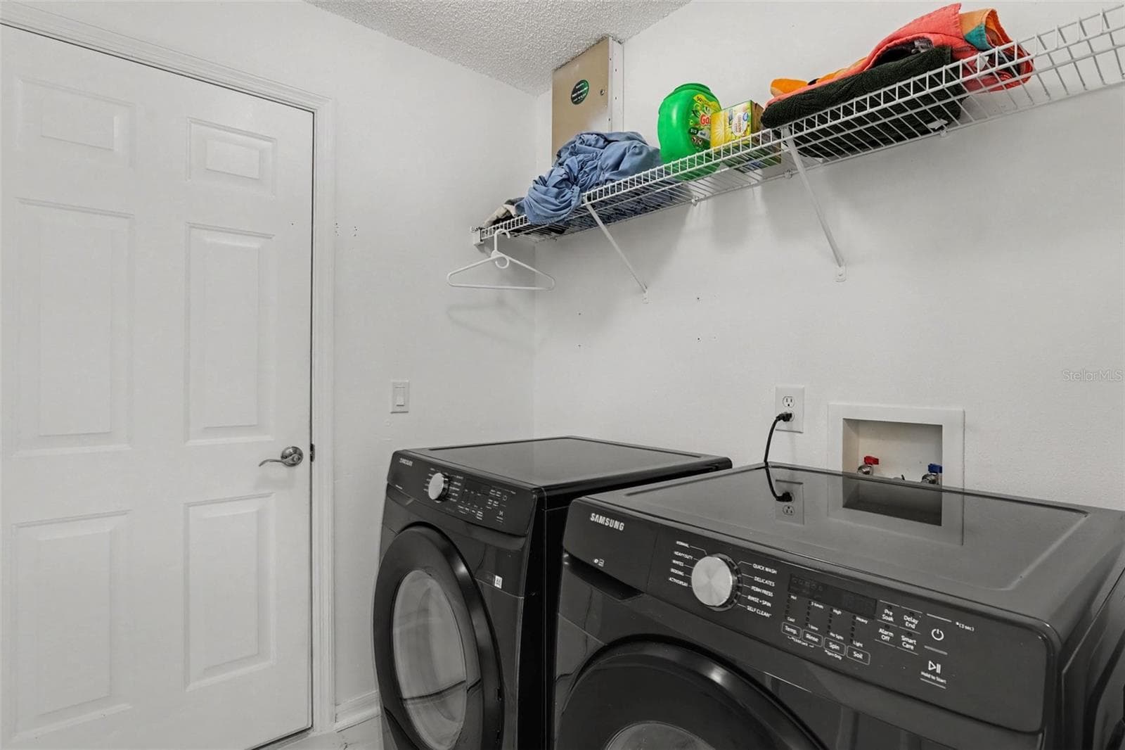 Single Family Residence at 301 BOUGAINVILLEA ST NW, PALM BAY, photo 32 of 37