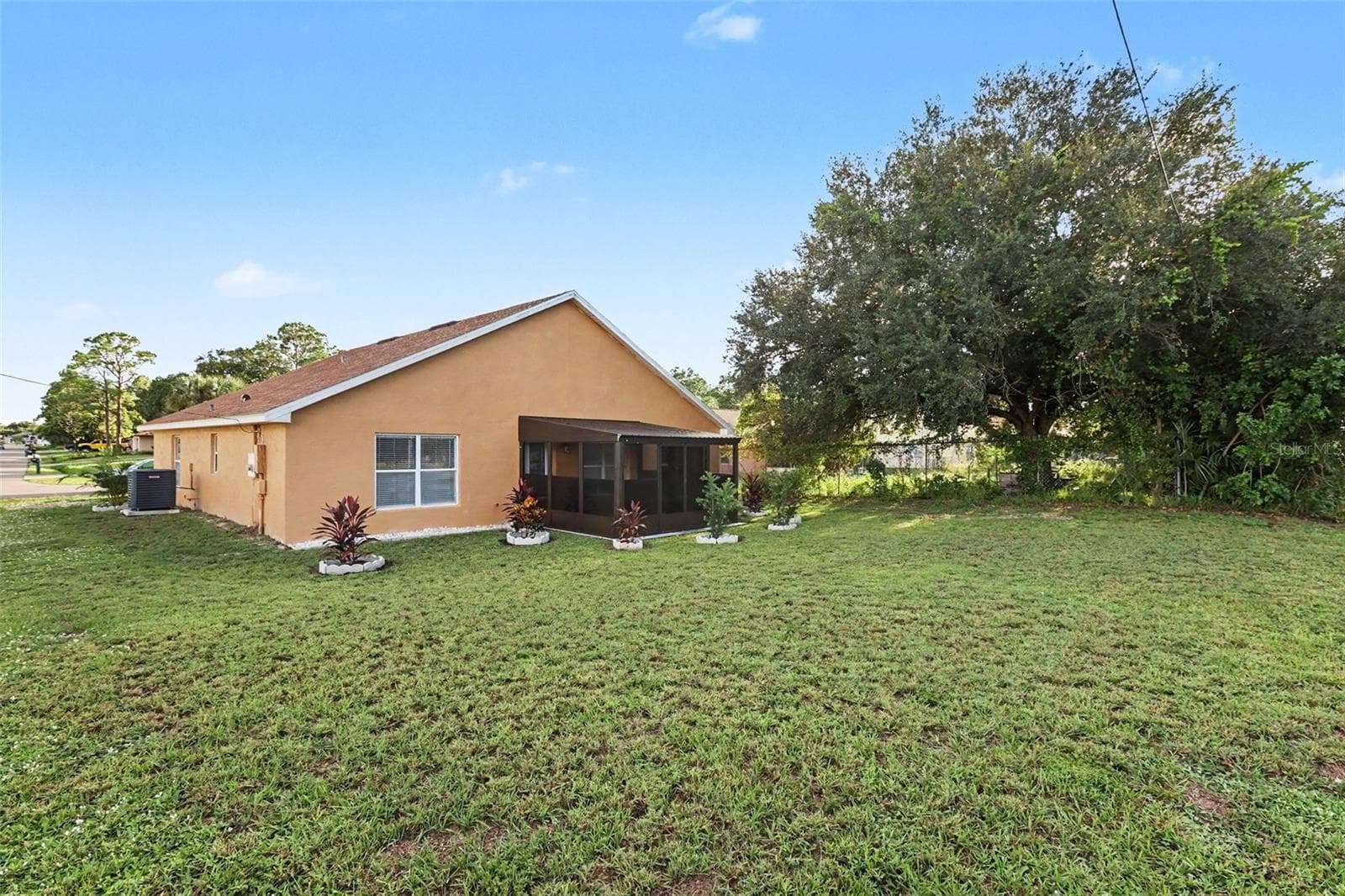 Single Family Residence at 301 BOUGAINVILLEA ST NW, PALM BAY, photo 35 of 37