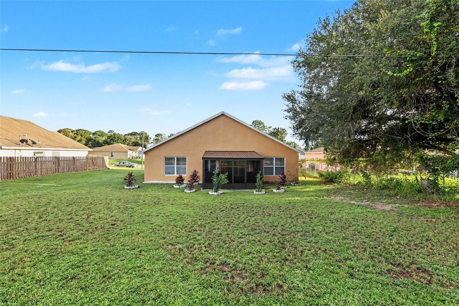 Single Family Residence at 301 BOUGAINVILLEA ST NW, PALM BAY, photo 36 of 37