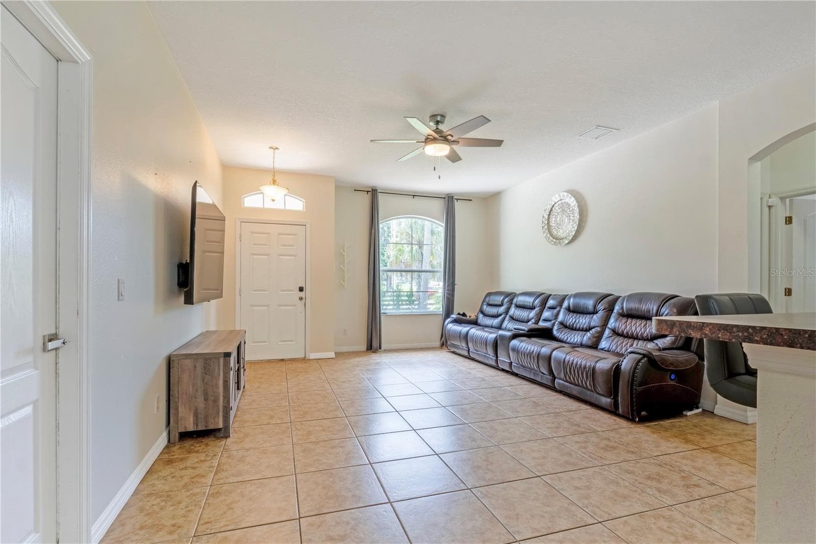 Single Family Residence at 3348 GRAND AVE, DELAND, photo 11 of 37