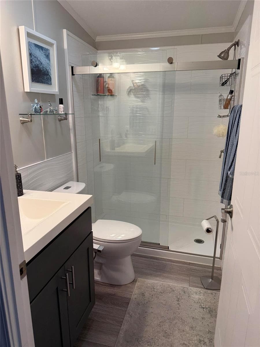 Manufactured Home at 5109 8TH B ST E, BRADENTON, photo 13 of 29