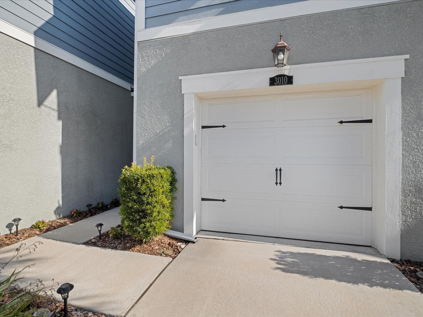 Townhouse at 3010 PALM KEY AVE, OLDSMAR, photo 2 of 57