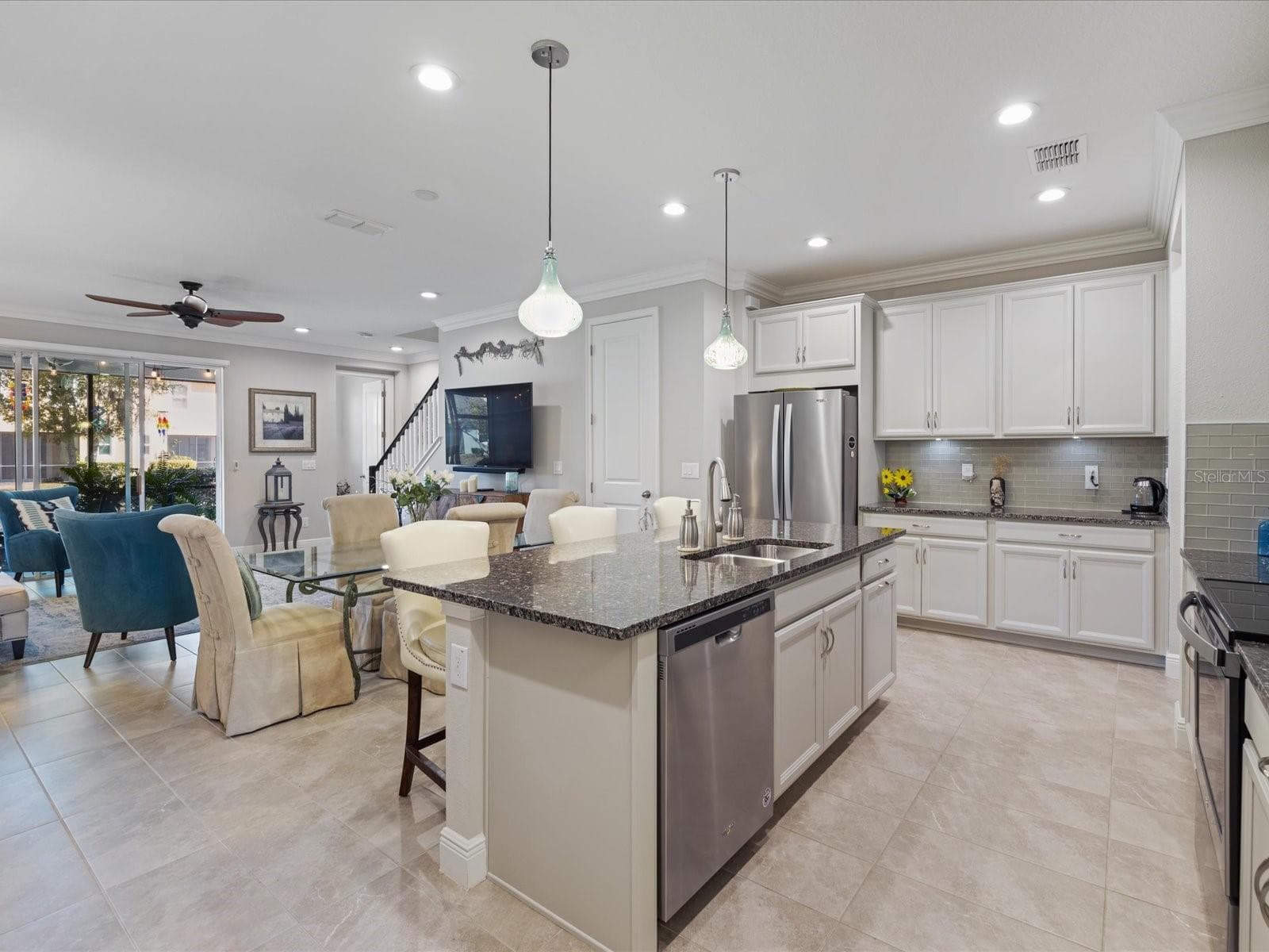 Townhouse at 3010 PALM KEY AVE, OLDSMAR, photo 5 of 57