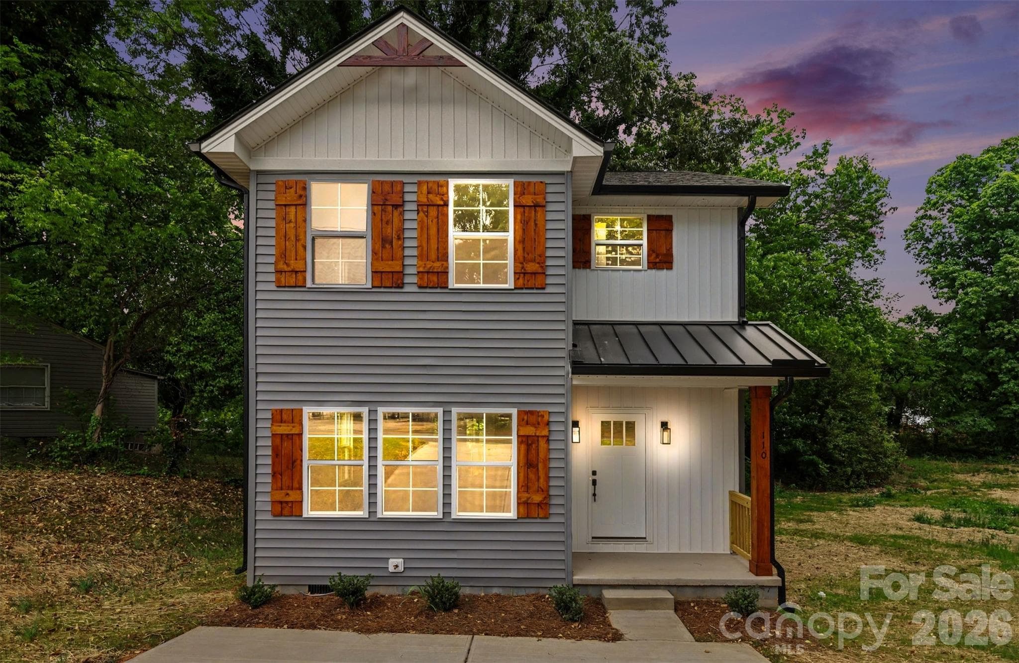 112 E Hilltop Drive