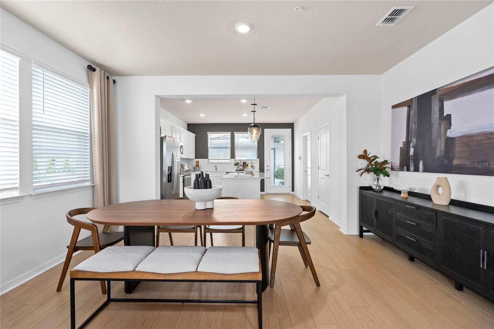 Model Home Design Only. Pictures and furnishings are for illustrative purposes only. Elevations, colors and options may vary. Furniture is for model home staging only. - 6379 ARGENT WOOD DRIVE, WINTER GARDEN