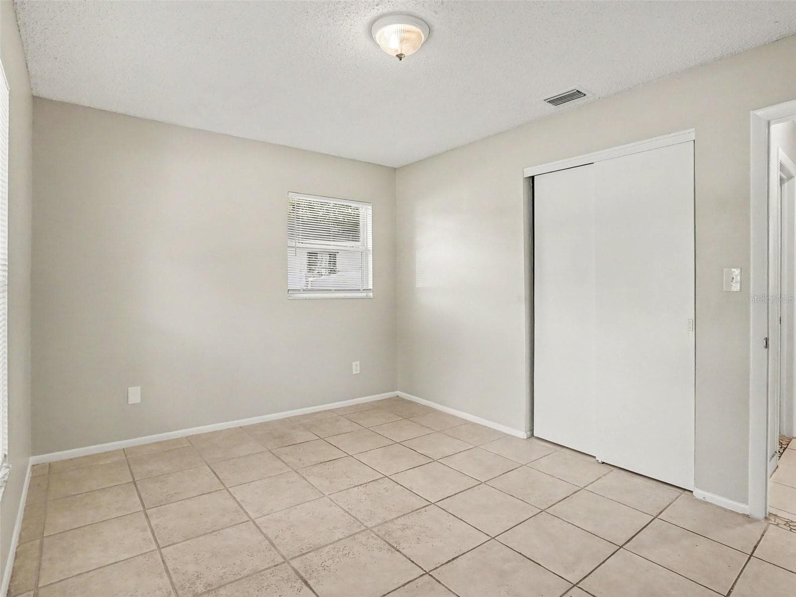 Single Family Residence at 4514 COLBERT CT, ORLANDO, photo 10 of 15