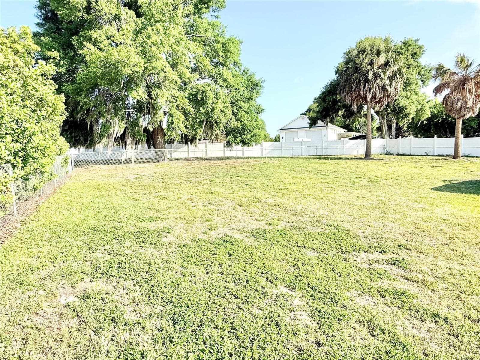 Single Family Residence at LOT 23 LAKESHORE DR, MOUNT DORA, photo 33 of 57