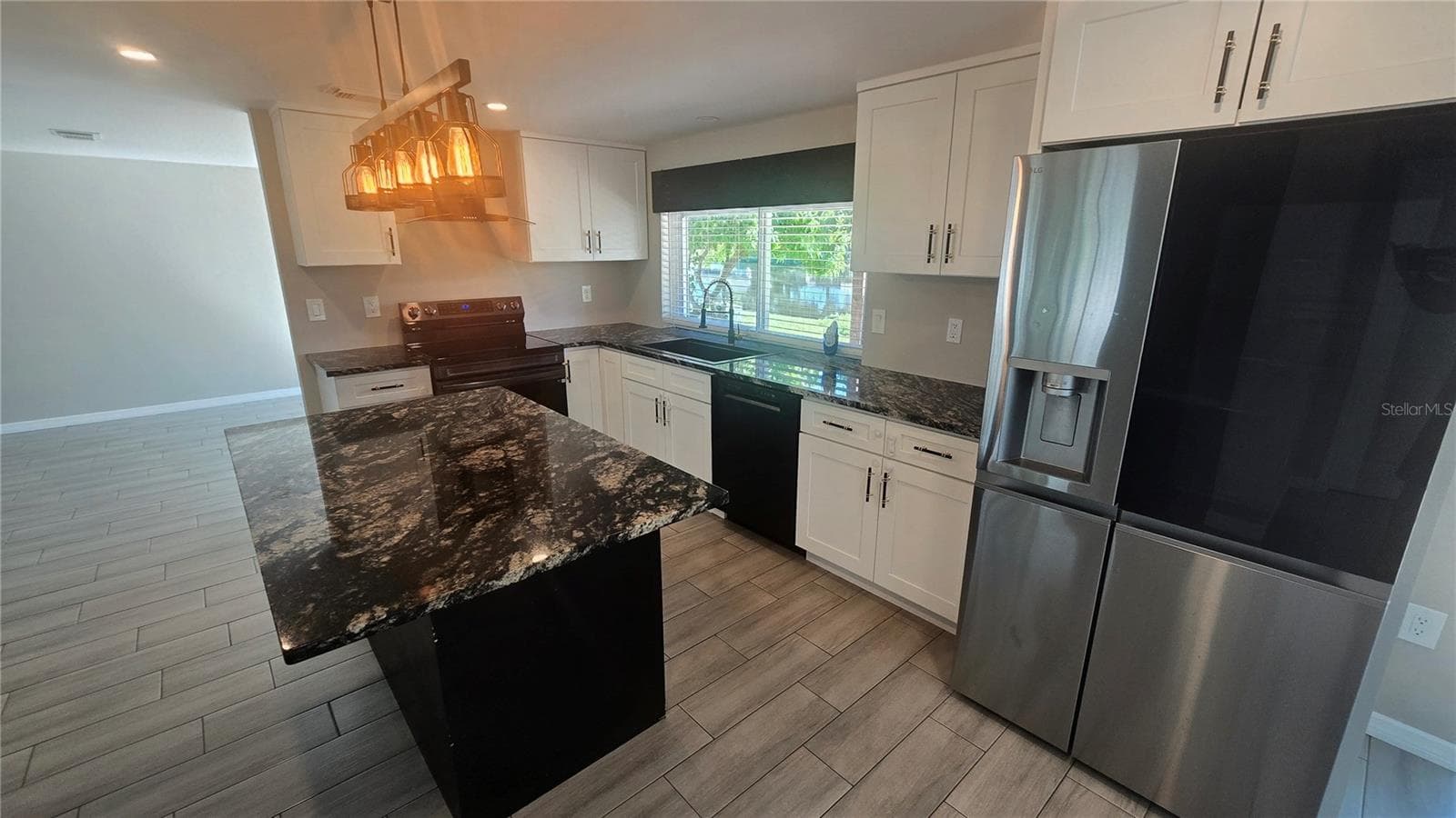 Single Family Residence at 3532 OVERLAND DR, HOLIDAY, photo 5 of 17