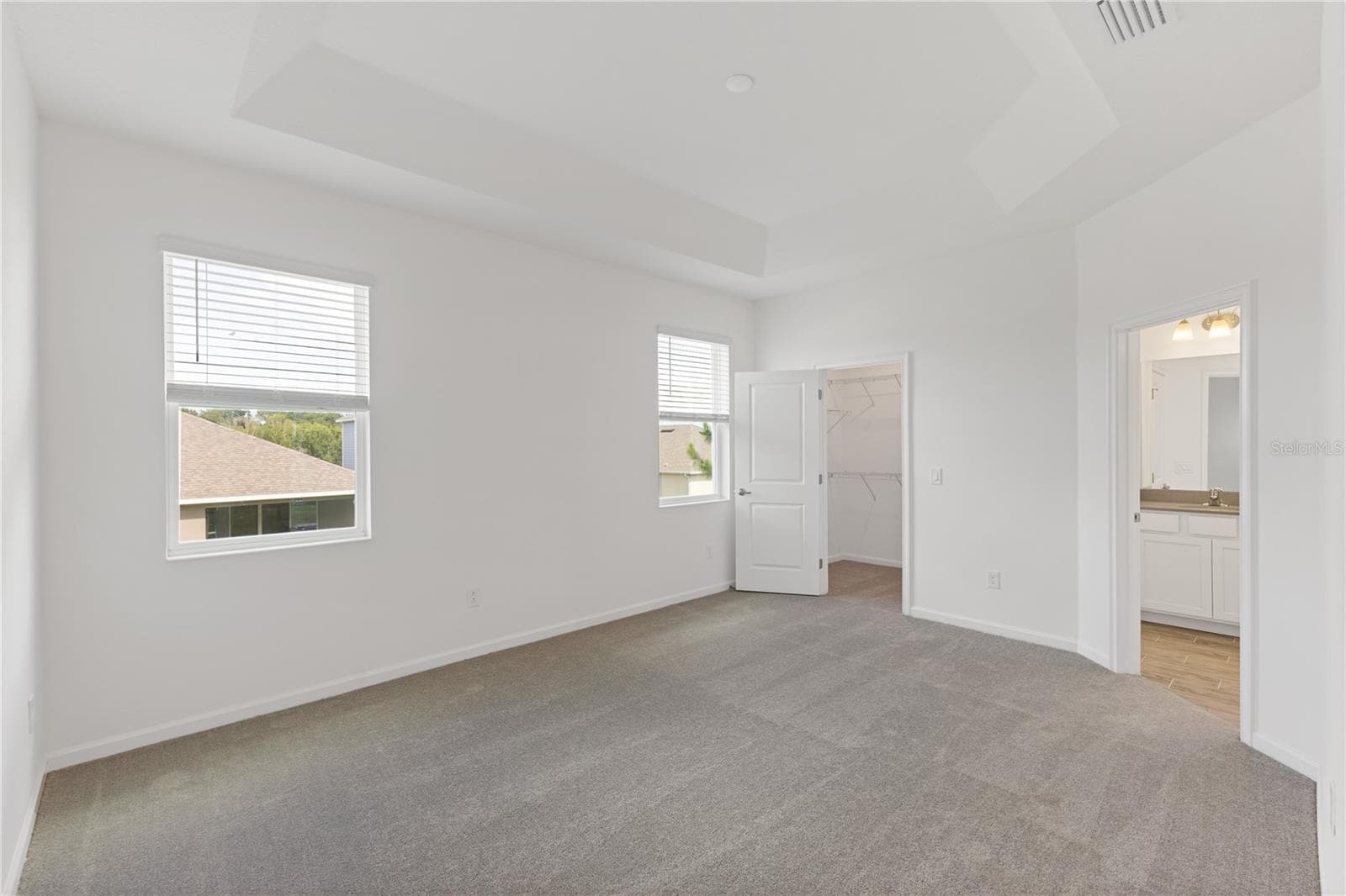 Single Family Residence at 2244 SIRENA LN, MOUNT DORA, photo 10 of 16