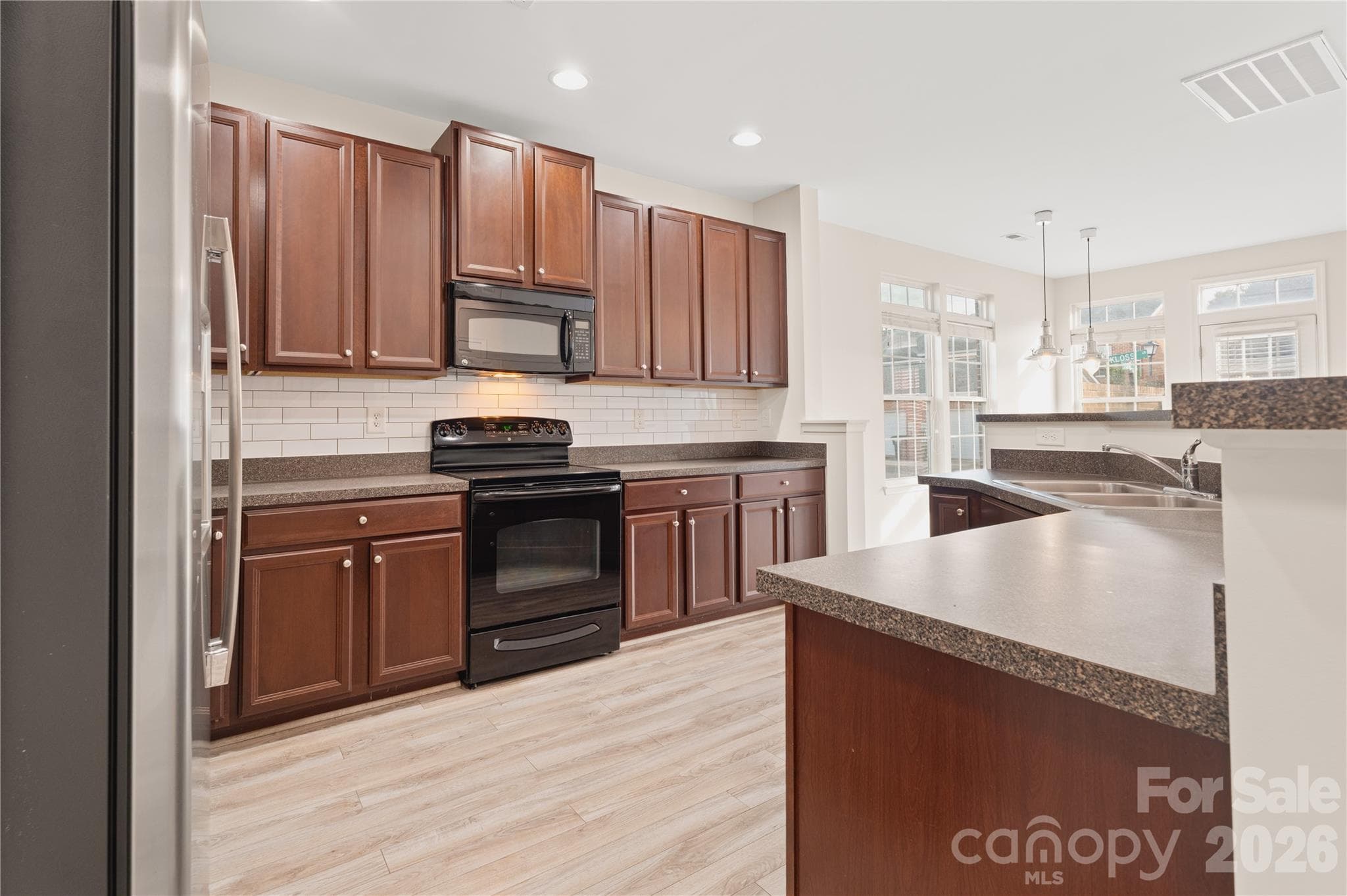 Townhouse at 6300 Kloss Lane, Indian Trail, photo 8 of 34