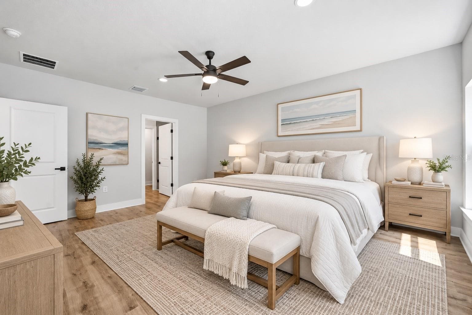 VIRTUALL STAGED - 13014 DOWNY WOODPECKER RD, WEEKI WACHEE