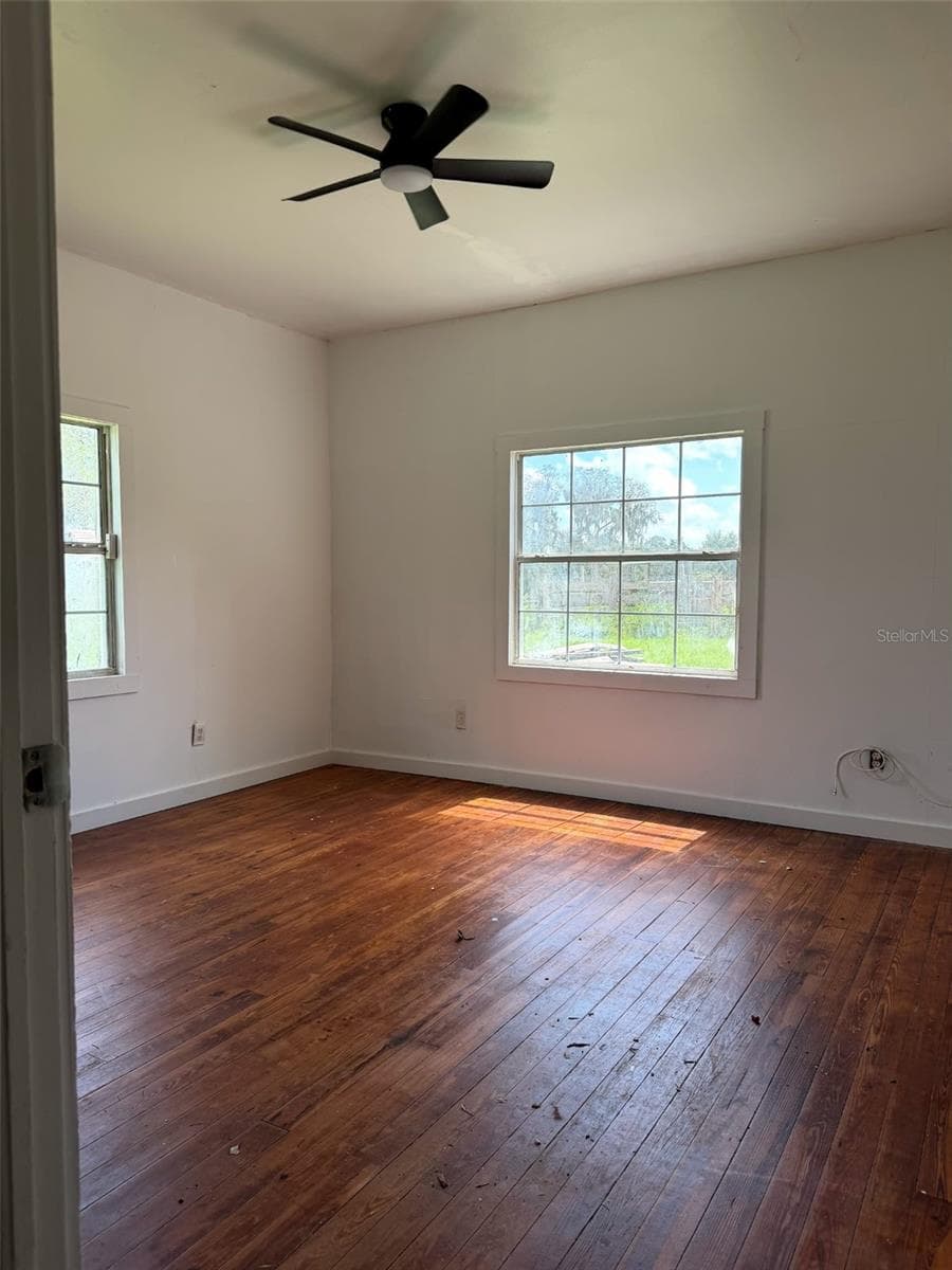 Large BEDROOM - 38404 MICKLER RD, DADE CITY