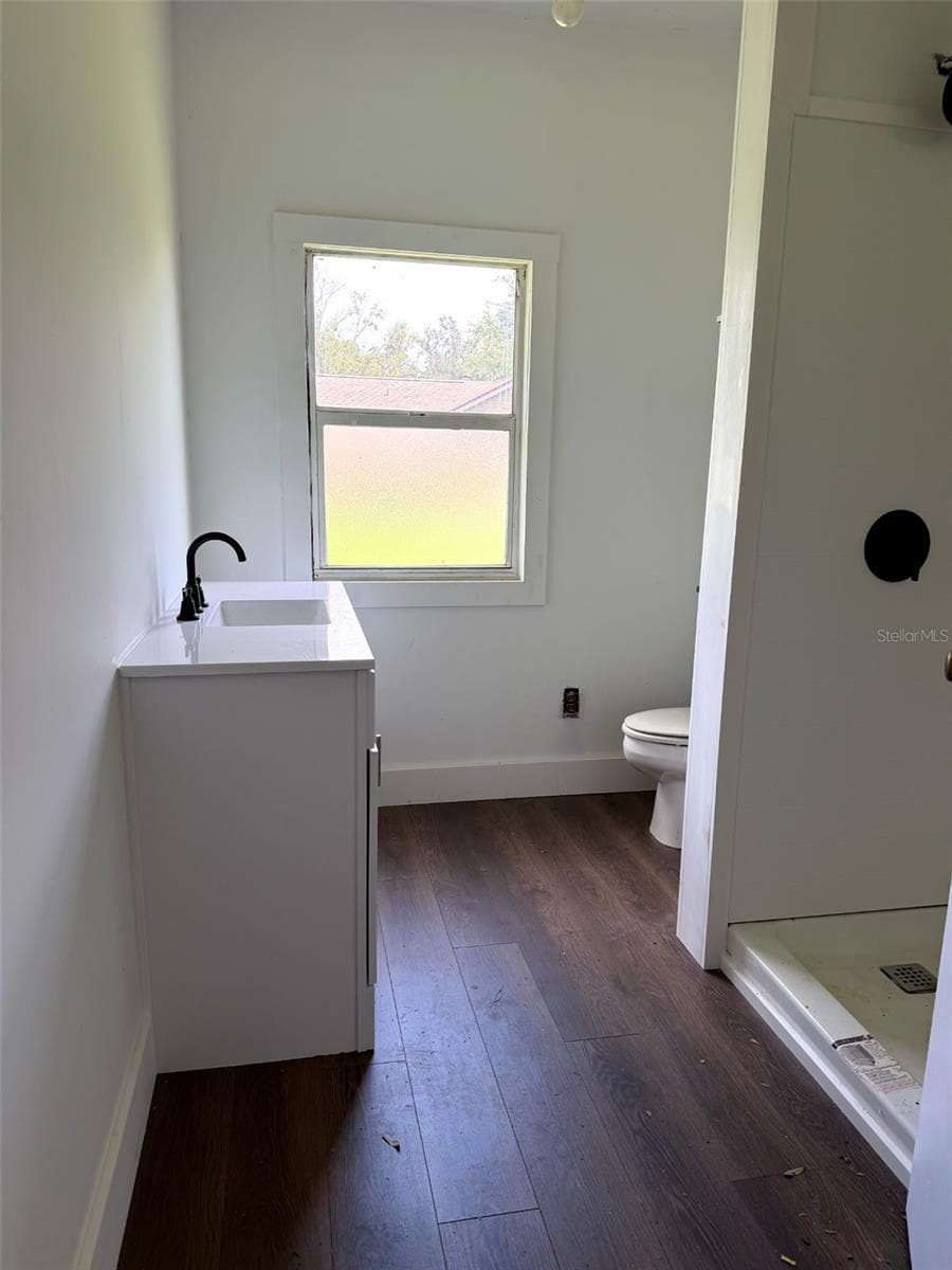 Large Bathroom - 38404 MICKLER RD, DADE CITY