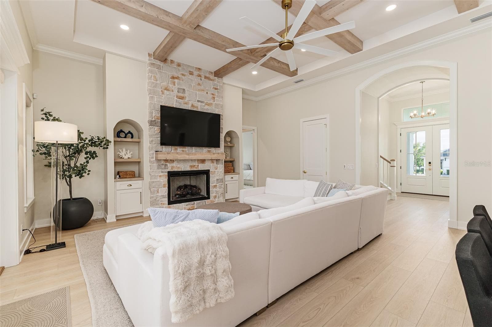 Single Family Residence at 133 CALADIUM AVE, LAKE ALFRED, photo 7 of 54