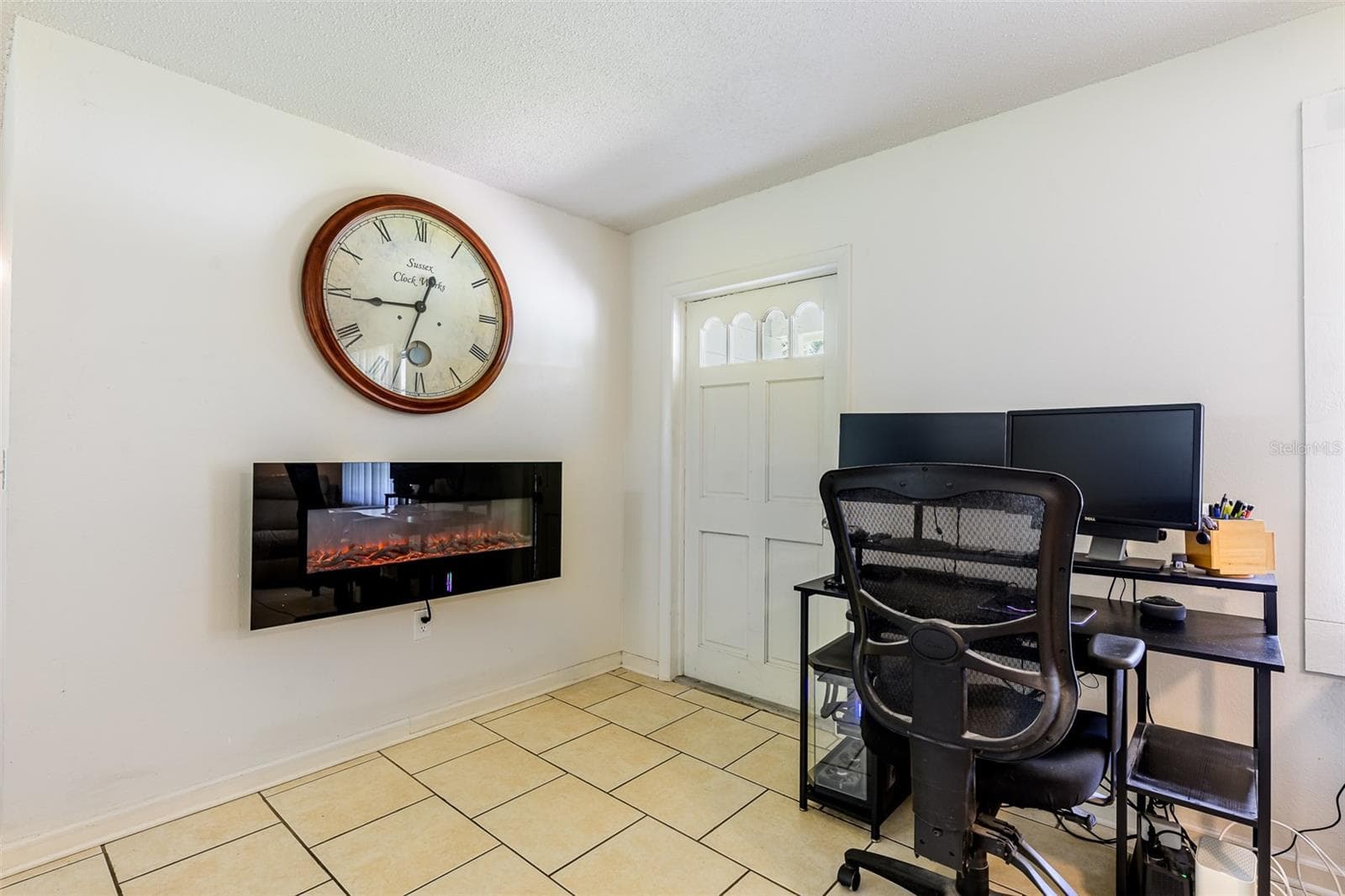 Single Family Residence at 1737 SE MAPLE DR, ARCADIA, photo 4 of 21