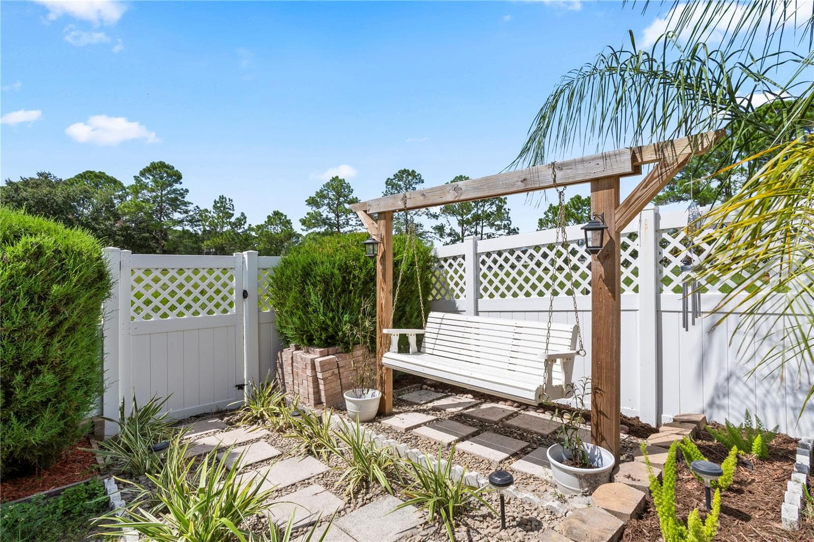Single Family Residence at 518 HUXFORD CT, LAKE MARY, photo 16 of 64