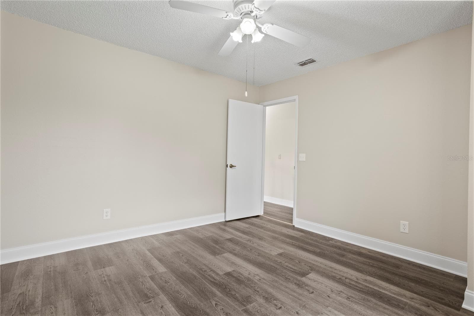 Single Family Residence at 518 HUXFORD CT, LAKE MARY, photo 27 of 64