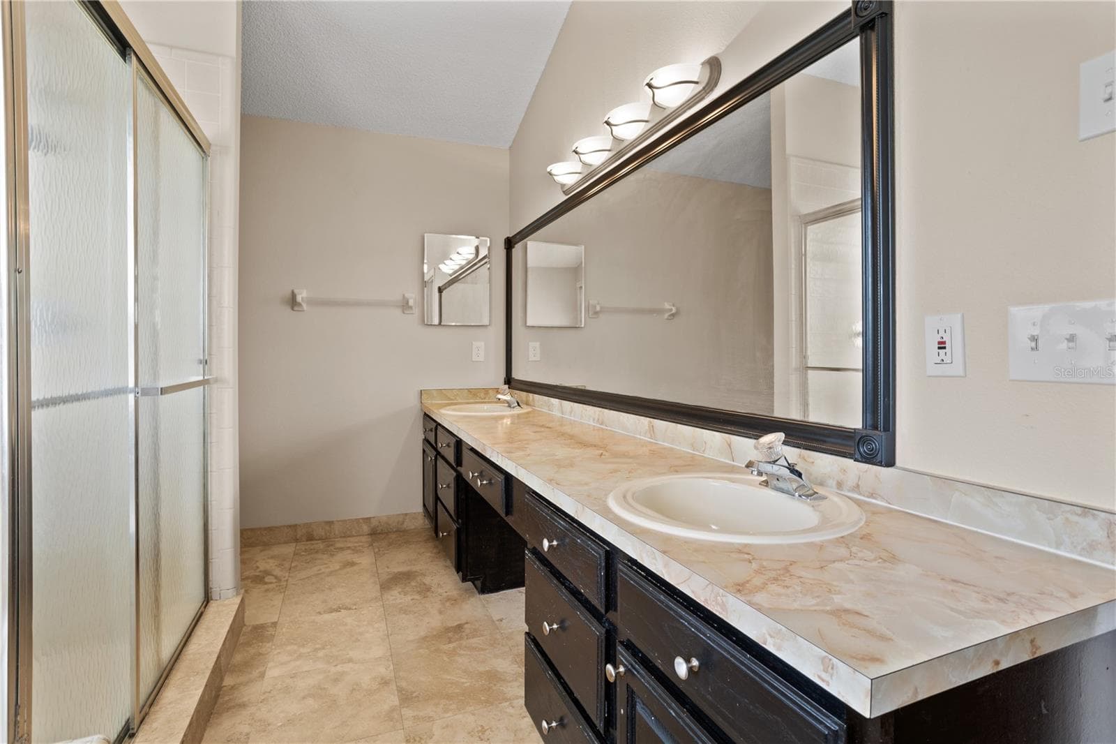 Primary bathroom - 518 HUXFORD CT, LAKE MARY