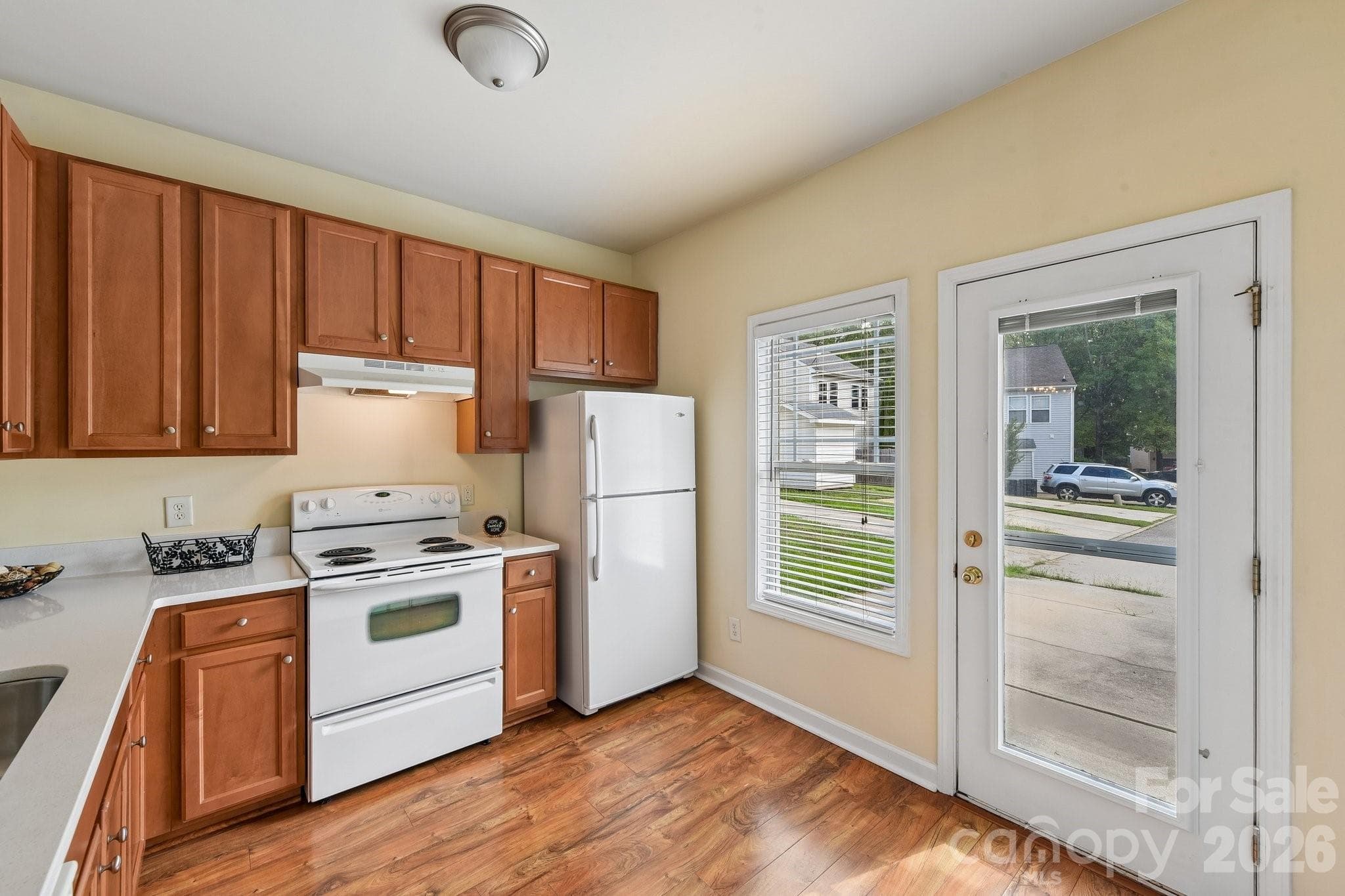 Appliances to remain - 12414 Stone Garden Drive, Huntersville