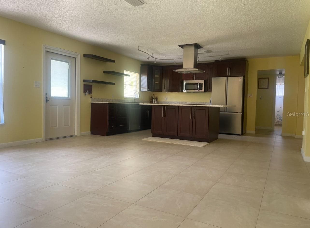 Single Family Residence at 331 SHORE DR E, OLDSMAR, photo 2 of 14