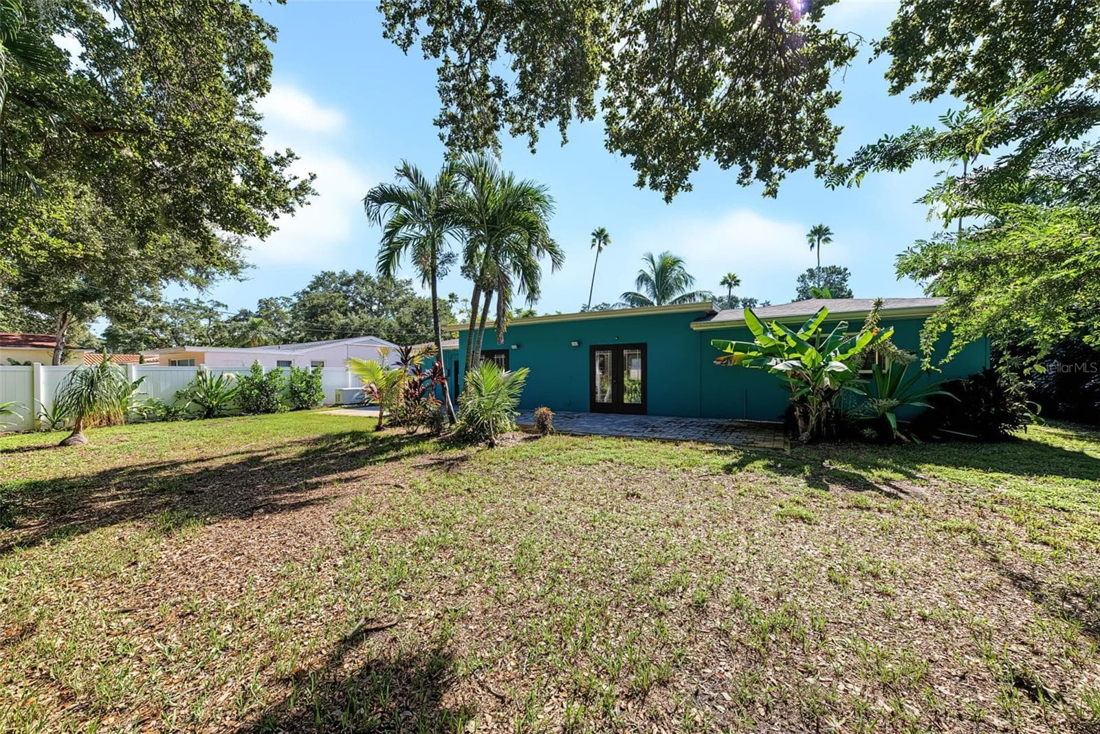 Exterior Back 1 - 1616 INDIAN ROCKS RD, BELLEAIR