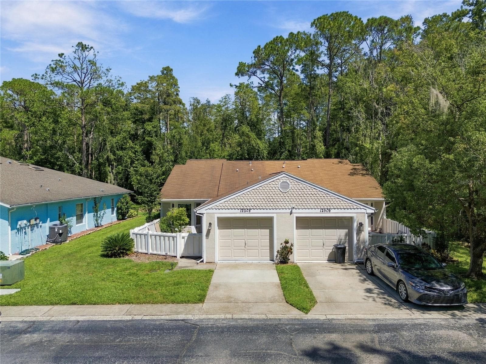 Villa at 12508 HOLLYBROOK LN, HUDSON, photo 2 of 50
