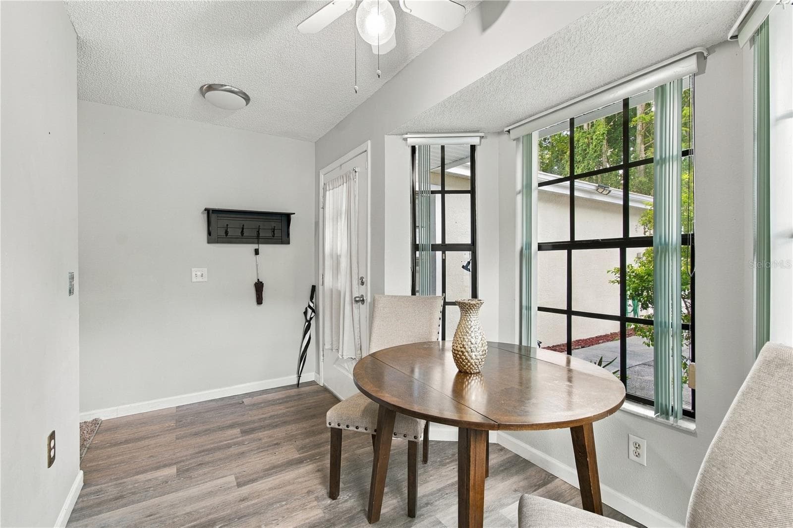 Villa at 12508 HOLLYBROOK LN, HUDSON, photo 10 of 50