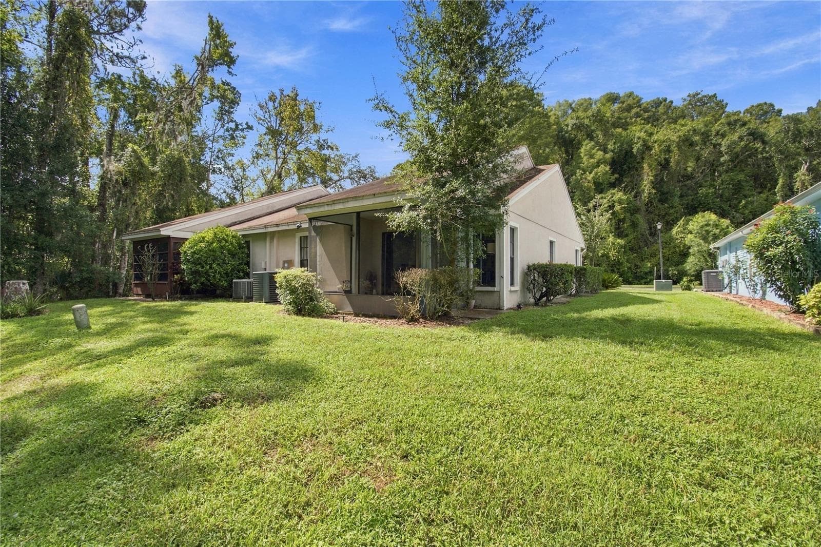 Villa at 12508 HOLLYBROOK LN, HUDSON, photo 32 of 50