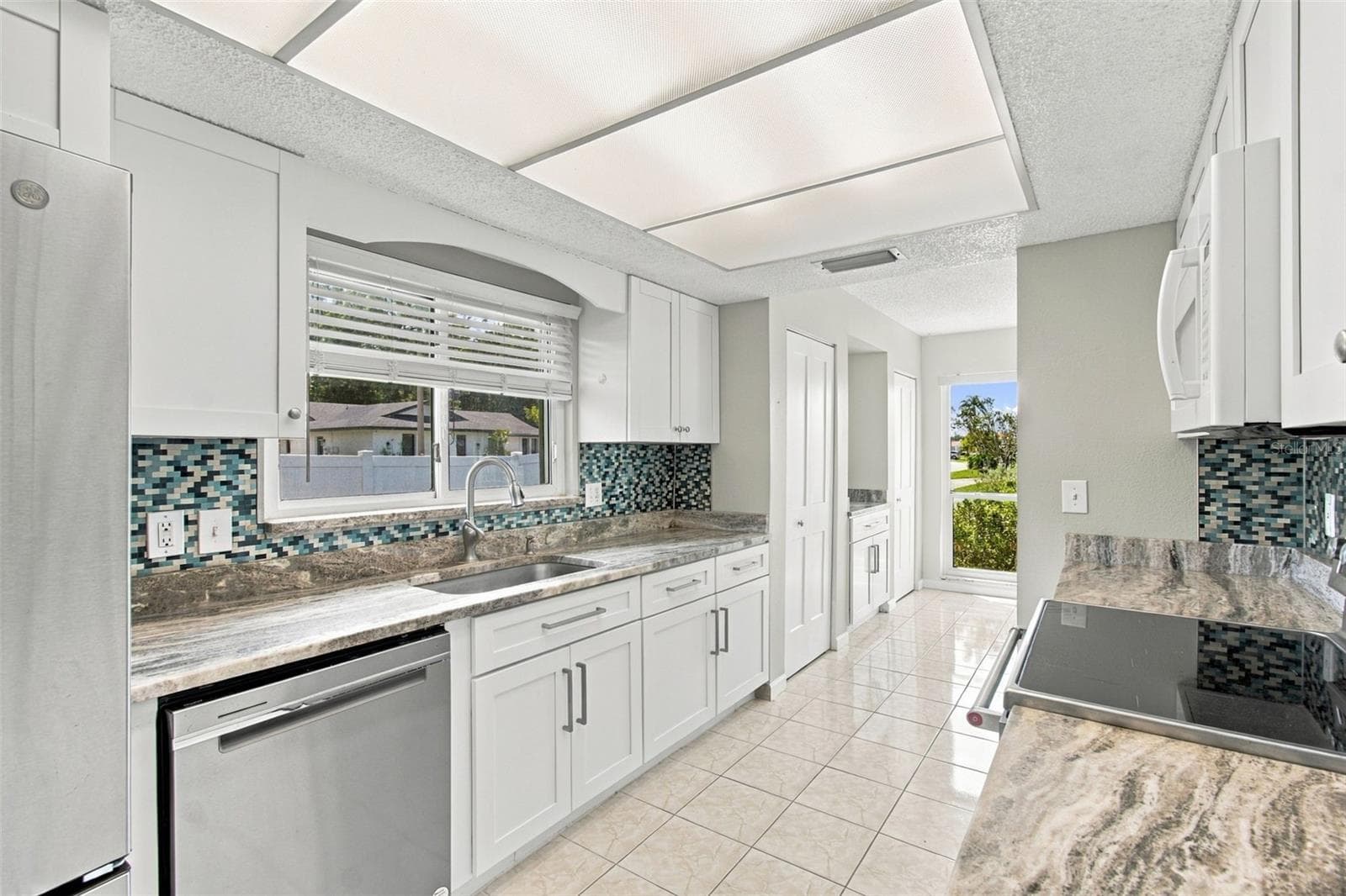 Single Family Residence at 4880 SHELL STREAM BLVD, NEW PORT RICHEY, photo 11 of 46