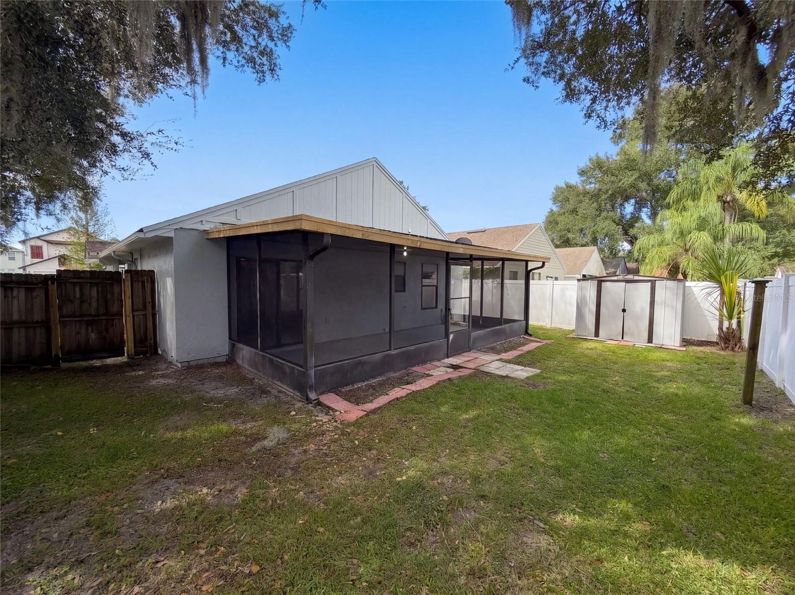 Single Family Residence at 10033 CREEKWATER BLVD, ORLANDO, photo 5 of 24
