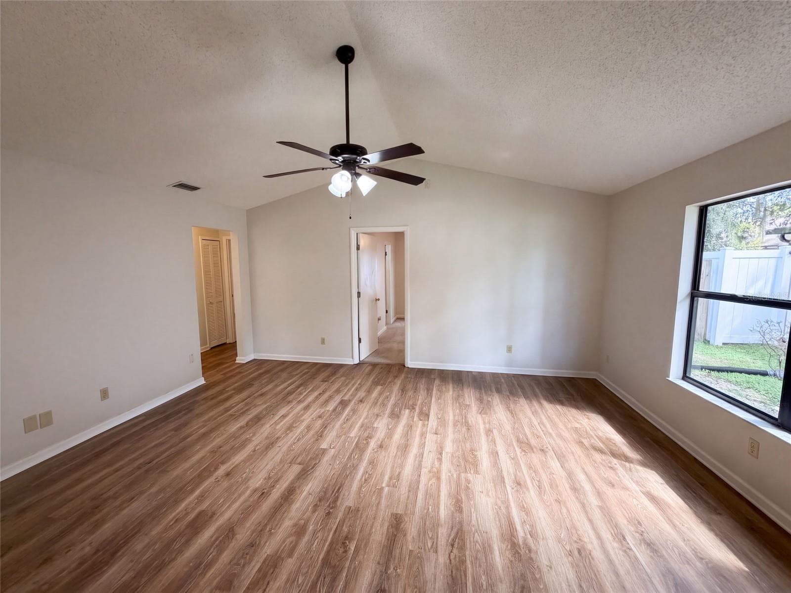 Single Family Residence at 10033 CREEKWATER BLVD, ORLANDO, photo 10 of 24