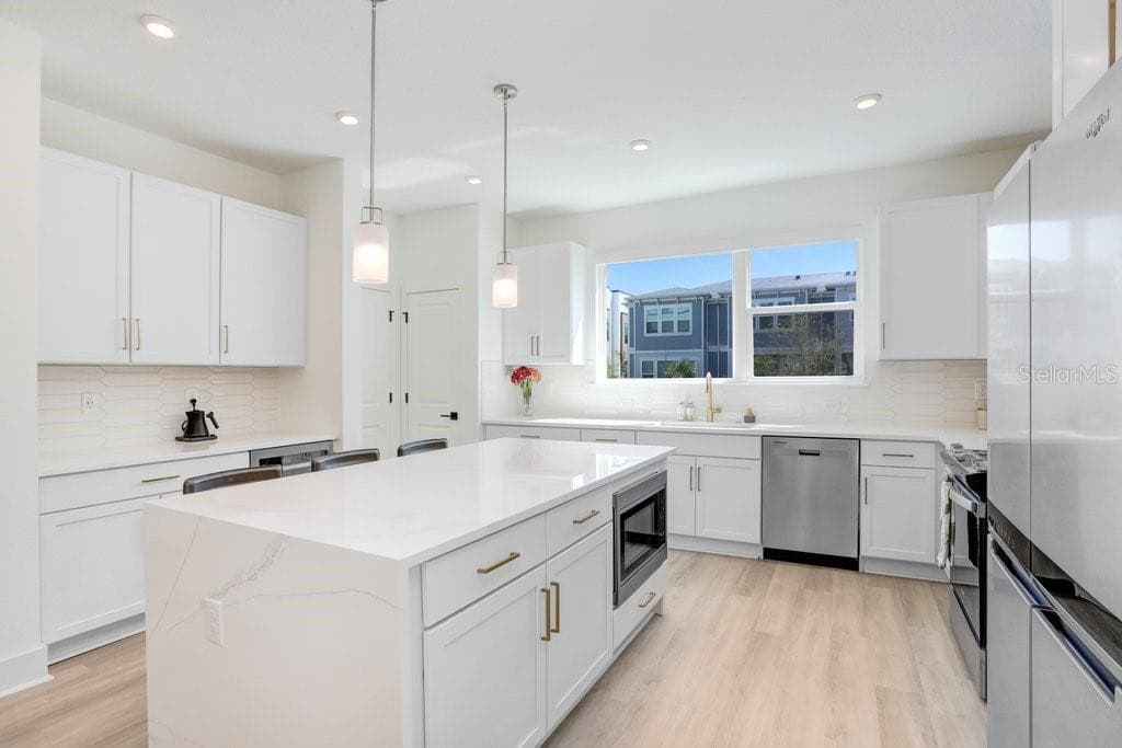 Kitchen - 2506 W CLEVELAND ST #20, TAMPA