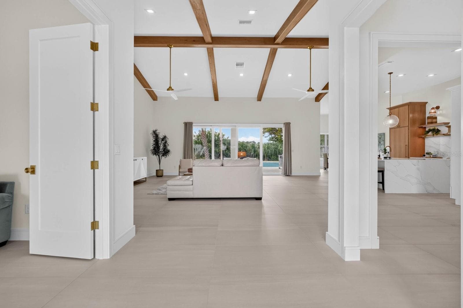 Single Family Residence at 100 LA TOSCANA ROTONDA, ORMOND BEACH, photo 12 of 74