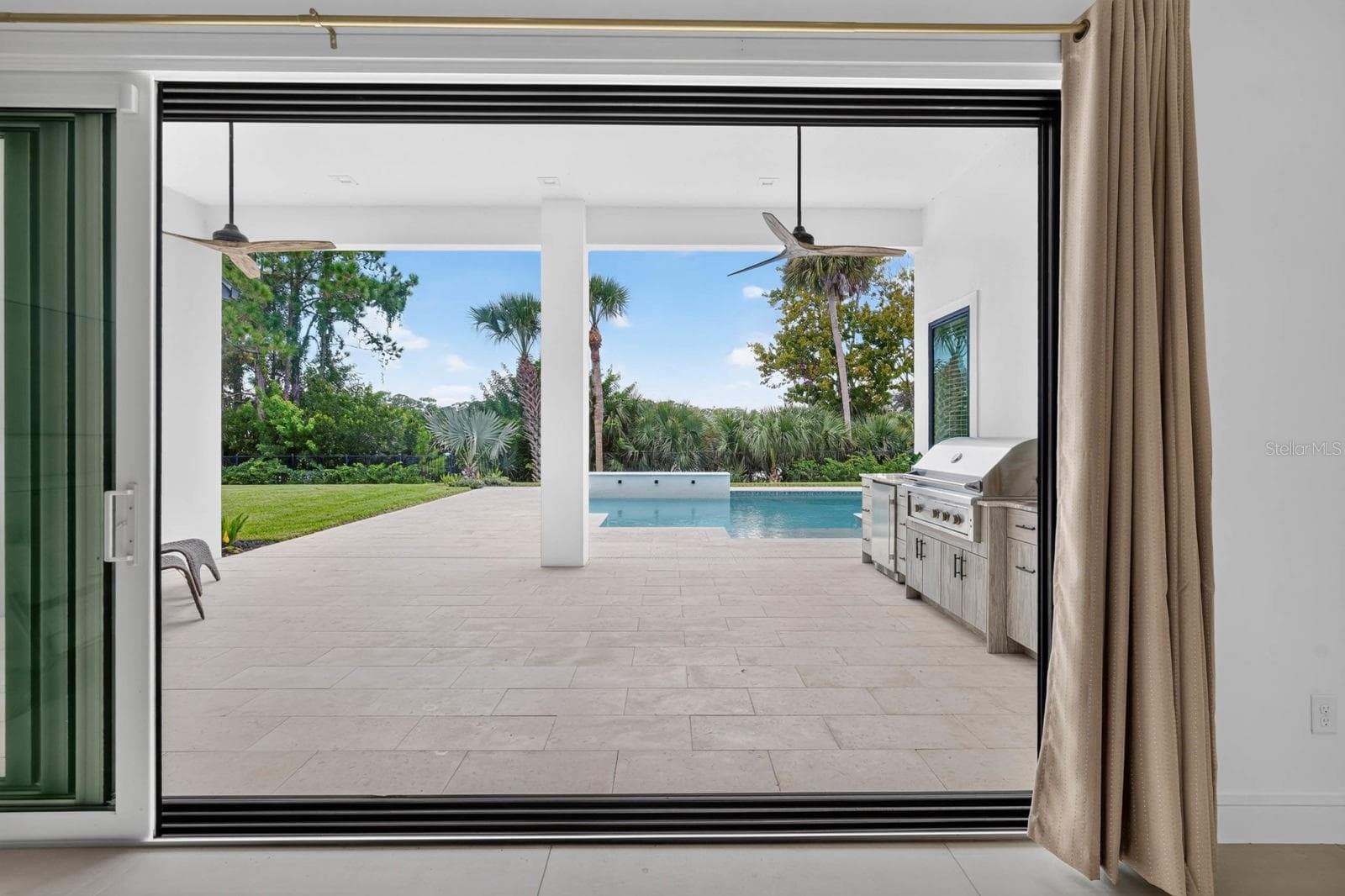 Single Family Residence at 100 LA TOSCANA ROTONDA, ORMOND BEACH, photo 49 of 74