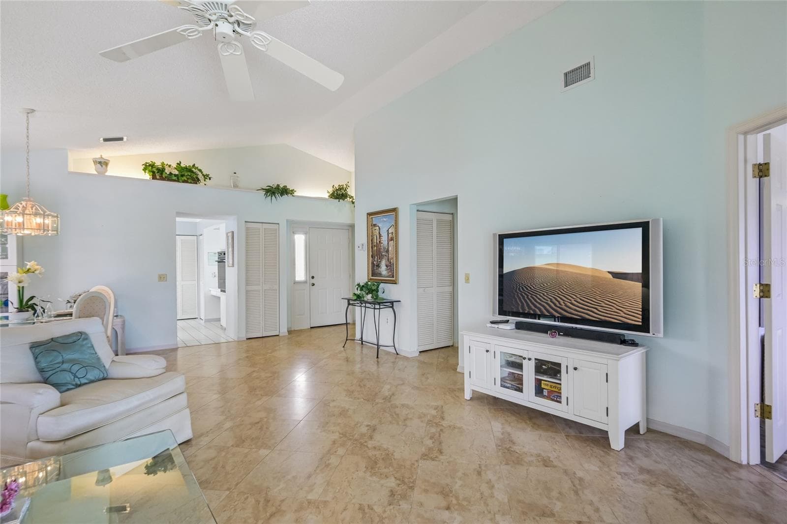 Great room - 805 HARRINGTON LAKE DR N #76, VENICE