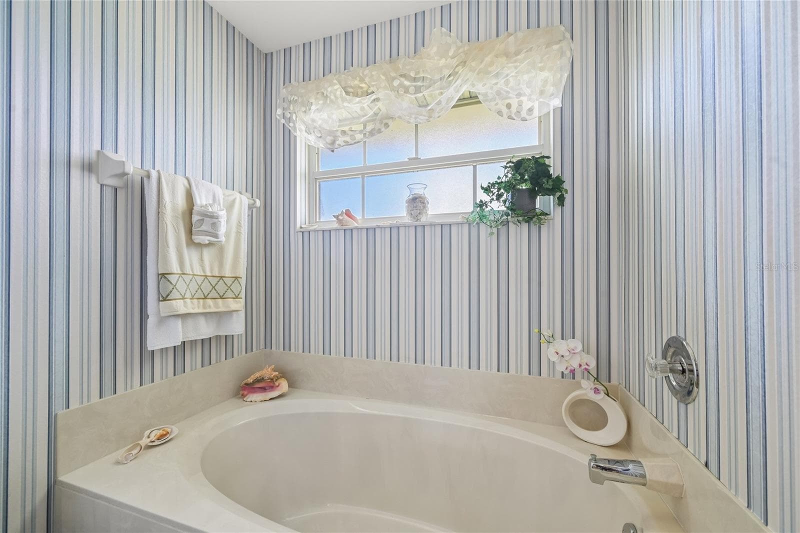 Primary bathroom - 805 HARRINGTON LAKE DR N #76, VENICE