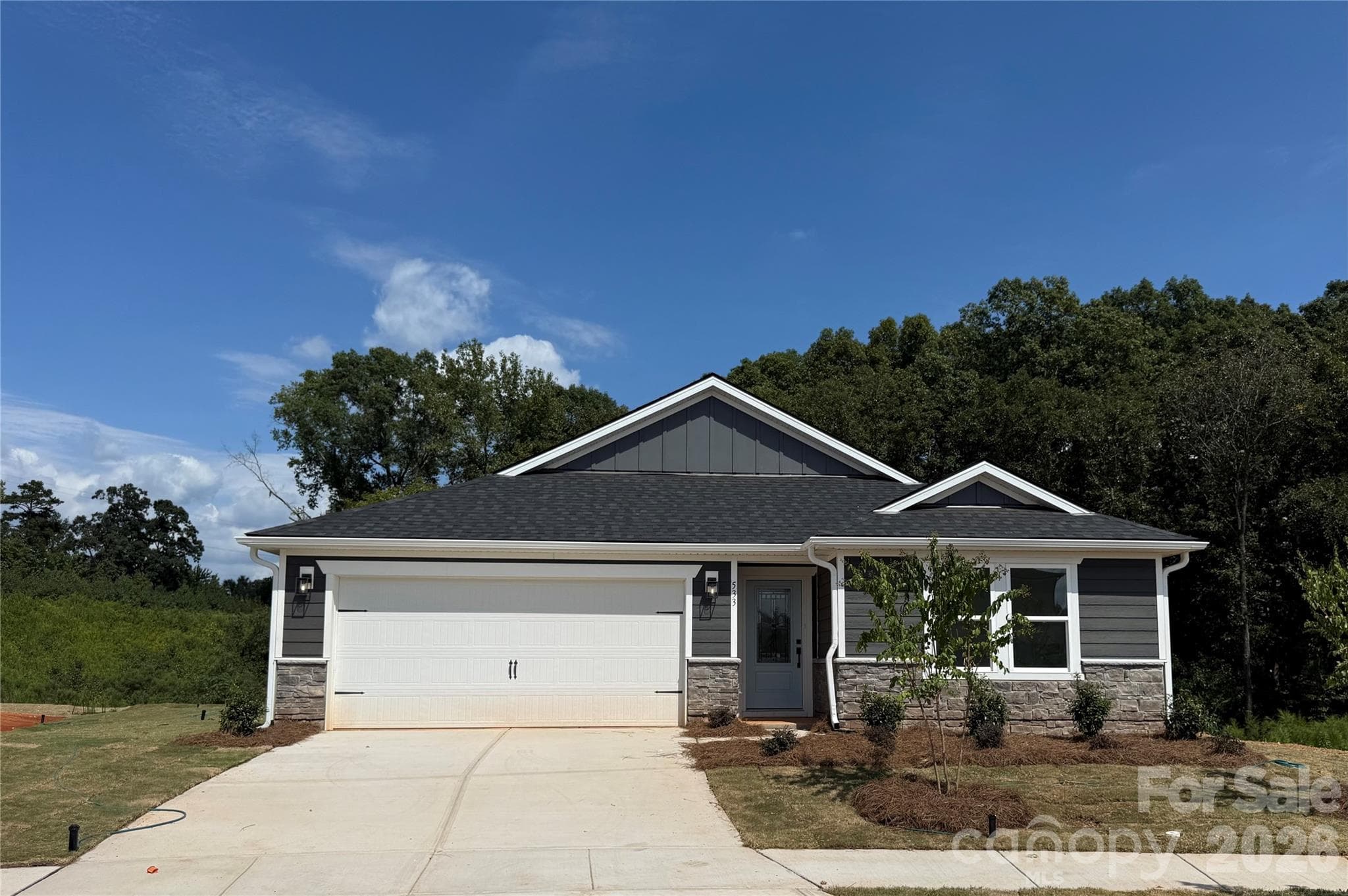 Welcome to this stunning property! - Monroe