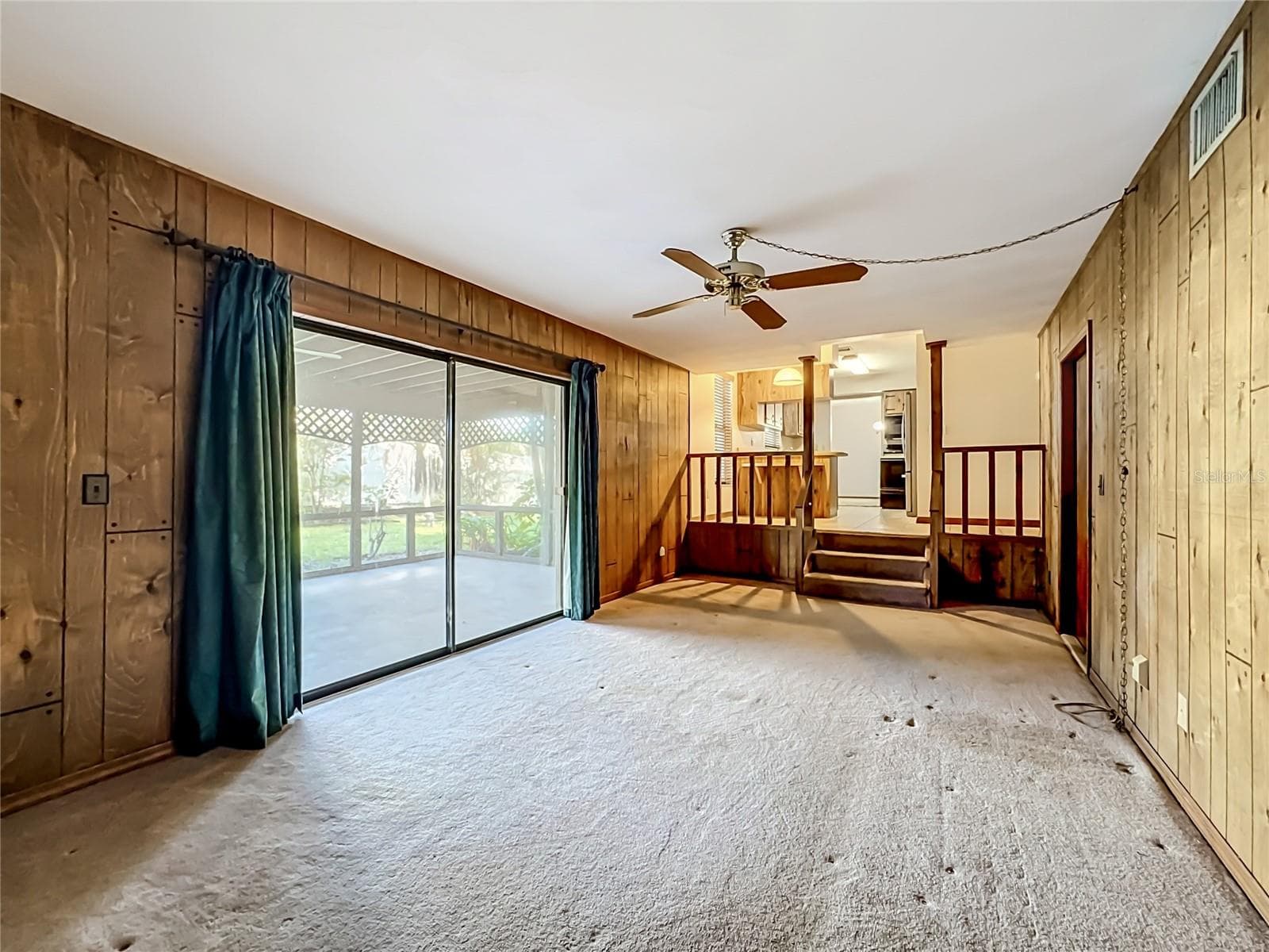 FAMILY ROOM - 1104 77TH ST NW, BRADENTON