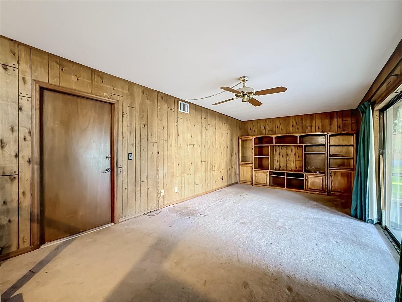 FAMILY ROOM - 1104 77TH ST NW, BRADENTON
