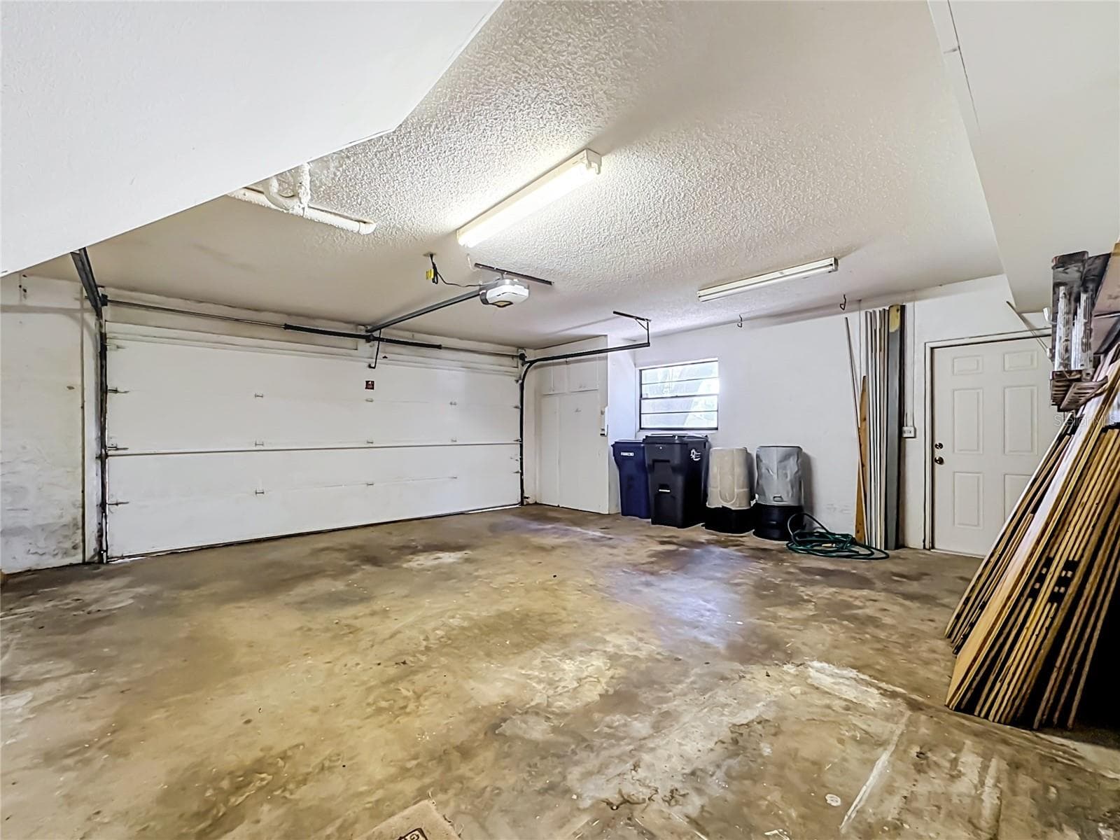 GARAGE - 1104 77TH ST NW, BRADENTON